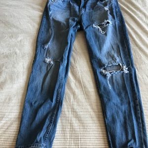 Adorable boyfriend style jeans